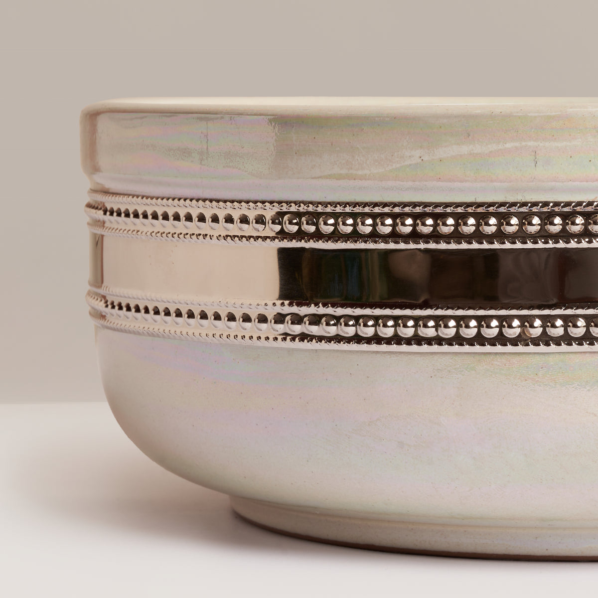 Terra Brass Round Pot